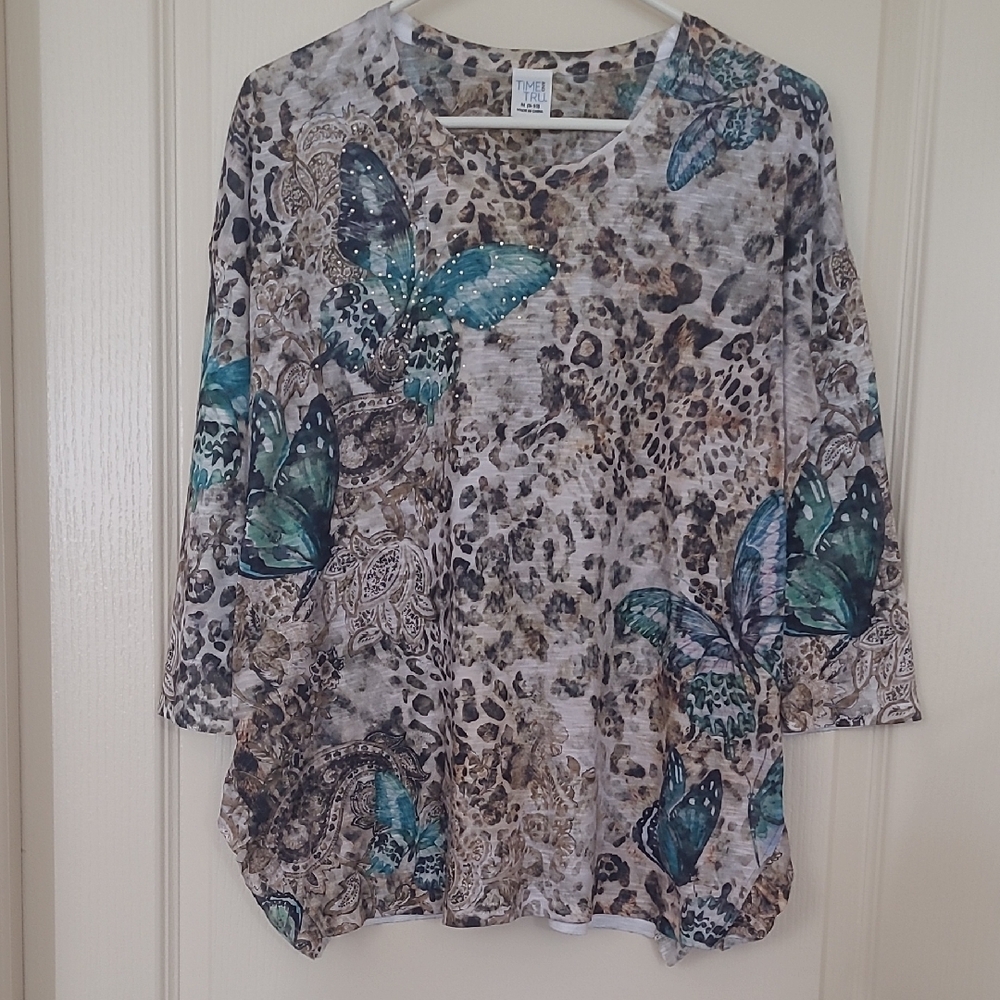 TIME AND TRU Teal Butterfly Print Tee Size M (8-10)